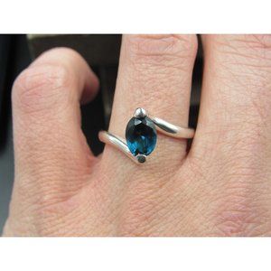 Size 9 Sterling Silver Deep Blue Marquise Glass Band Ring